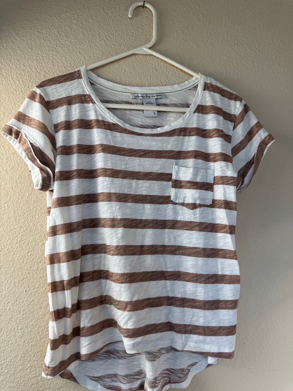 American Rag Cie et Comp Striped Pocket Tee Women’s L Brown White